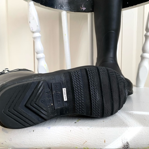 *SOLD* Black Hunter knee-high rain boots - Picture 2 of 4